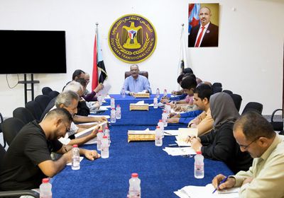 أمانة الانتقالي تحذر من مخاطر  نقل المرتبات لبند المعونات بالموازنة