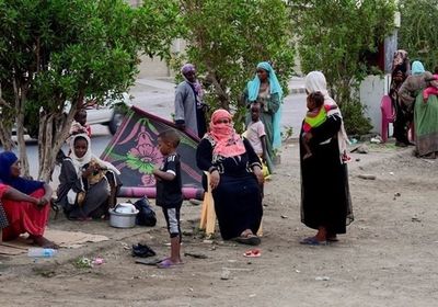 نزوح مئات العائلات من ضواحي الخرطوم