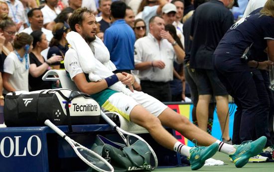 ميدفيديف يحذر من الطقس الحار في أمريكا المفتوحة