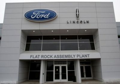 شركة فورد تتفق على رفع أجور 8000 عامل