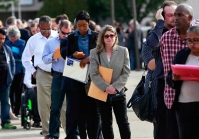 مؤشر اتجاهات التوظيف في الولايات المتحدة يسجل أدنى مستوى بعام