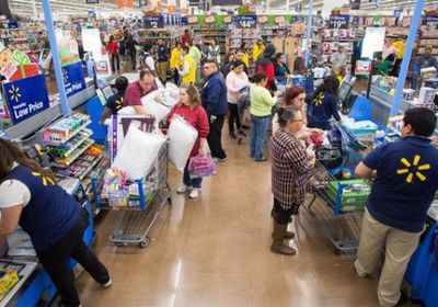 تباطؤ معدلات اقتراض المستهلكين في أمريكا بيوليو