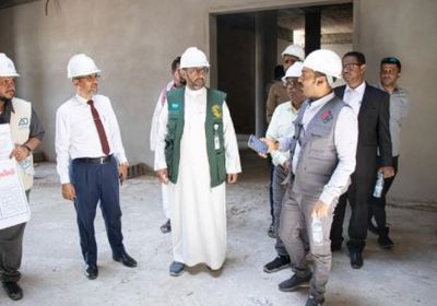 فريق "سلمان للإغاثة" يتفقد مشروع مركز الرعاية الصحية في دوعن