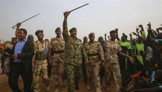 بعد زيارة سريعة.. البرهان يعود إلى السودان إلى إريتريا