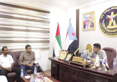 انتقالي حضرموت يتضامن مع متعاقدي جامعة المحافظة