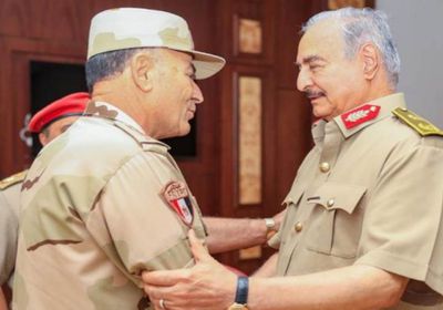 لتنسيق الإغاثة الإنسانية.. رئيس أركان الجيش المصري يصل ليبيا