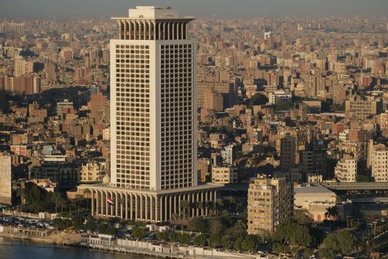 مصر تفتح خط ساخن لمتابعة أوضاع رعاياها في ليبيا