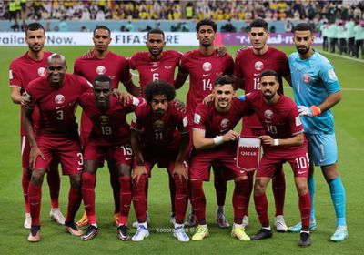 قطر تفرط في تقدمها وتتعادل 1-1 مع روسيا