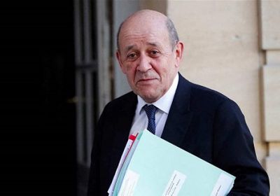 لإيجاد توافق سياسي.. مبعوث ماكرون يصل بيروت