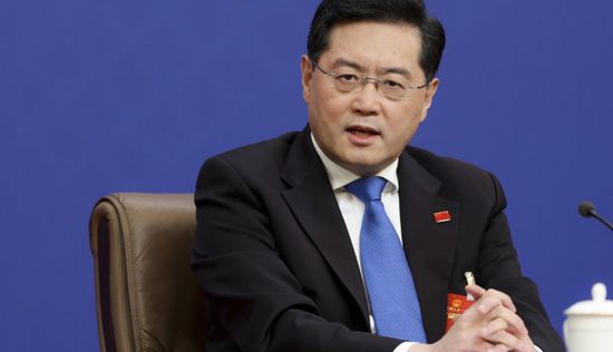 وزير الخارجية الصيني يزور موسكو لعقد مباحثات