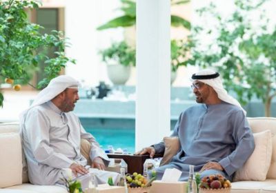 الإمارات والكويت تبحثان سبل تعزيز العلاقات الثنائية