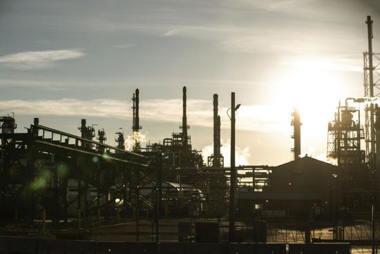 مخاوف نقص المعروض ترفع أسعار النفط عالميا