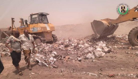 إتلاف شحنة دجاج فاسدة من 1200 كرتون في عدن