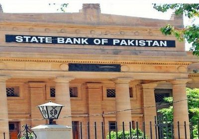 البنك المركزي الباكستاني يبقي سعر الفائدة عند 22%