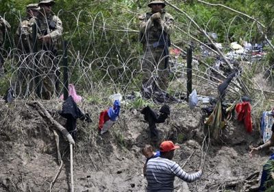 إدانة 11 شرطيًا مكسيكيًا بقتل 17 مهاجرًا على الحدود