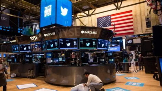 "نيومورا" تسعى لجمع 265 مليون دولار من طرحها بوول ستريت