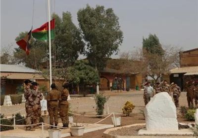 بوركينا فاسو تمهل الملحق العسكري الفرنسي أسبوعين لمغادرة البلاد