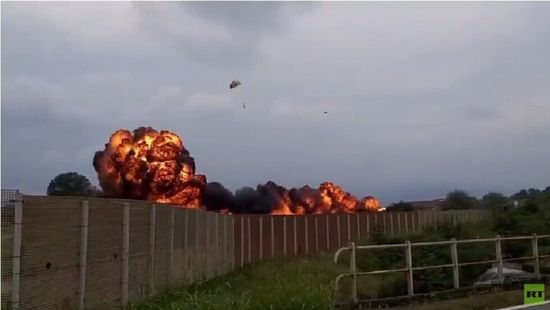 مصرع طفلة جراء تحطم طائرة عسكرية في تورينو