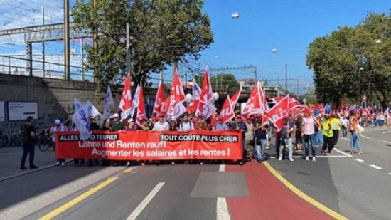 تظاهرات في سويسرا للمطالبة بزيادة المعاشات