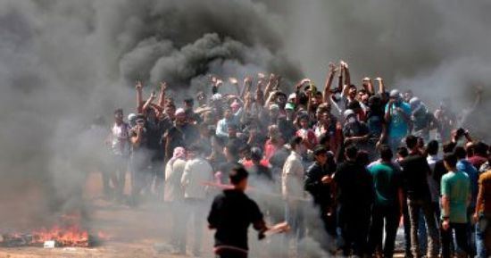 إصابة 5 فلسطينيين في اشتباكات مع الاحتلال بغزة
