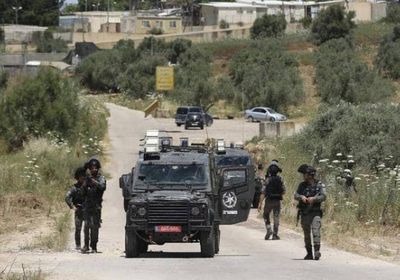 الجيش الإسرائيلي يغلق الحواجز العسكرية بمحيط نابلس