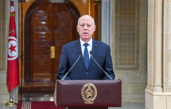 الرئيس التونسي يجدد رفضه التدخل الأوروبي بشؤون بلاده