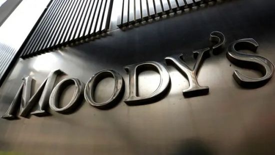 موديز تعلن رفع تصنيف اليونان وتشيد بالإصلاحات