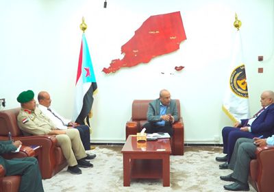 الجمعية الوطنية تبحث تعزيز التعاون مع وزراء "الانتقالي"