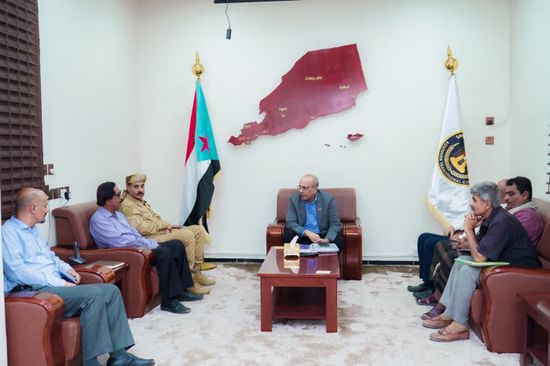 الكثيري يطلع على جاهزية اللواء العاشر صاعقة في لحج