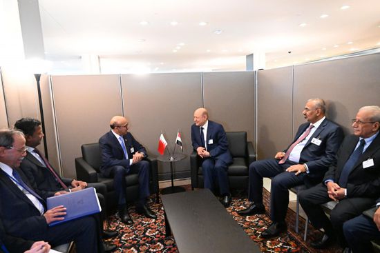 الرئيس الزُبيدي والعليمي يثمنان دور البحرين الداعم لمجلس القيادة