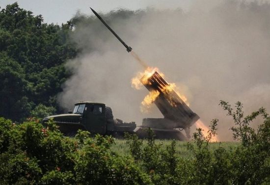 هجوم روسي يصيب منشآت للطاقة في منطقة ريفنه الأوكرانية