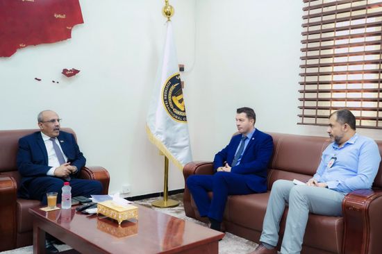رئيس الجمعية الوطنية: نحرص على التعاون مع الصليب الأحمر