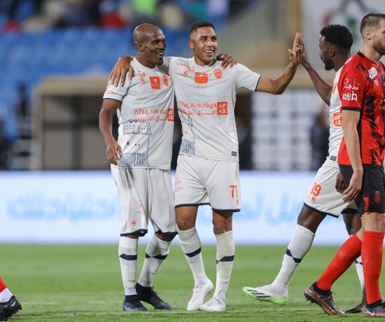 الفيحاء يفوز على الرياض بثلاثية في الدوري السعودي