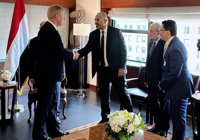 الرئيس الزُبيدي يدعو حكومة بريطانيا لدعم الإصلاحات الاقتصادية