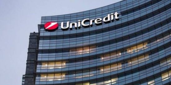 يوني كريدت يخطط لإعادة شراء 2.5 مليار يورو من أسهمه