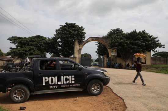 مسلحون يخطفون عشرات الأشخاص من جامعة بنيجيريا