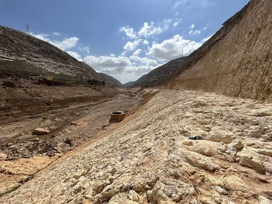 ليبيا: لجنة حكومية تتفقد موقع سد درنة المنهار