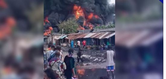 مقتل 34 شخصا إثر حريق بمستودع للوقود في بنين