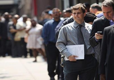 طلبات إعانة البطالة بأمريكا في أدنى مستوى خلال 8 أشهر