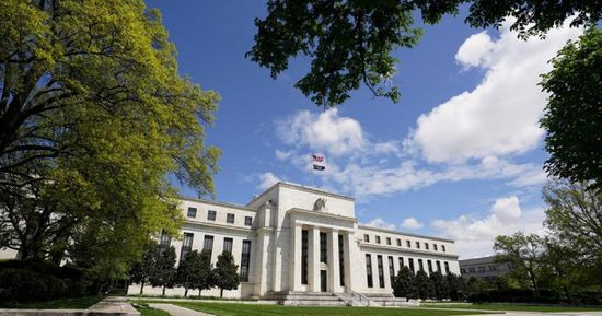 "أبولو": الاحتياطي الفيدرالي تأخر بالانتقال لسياسة التشدد النقدي