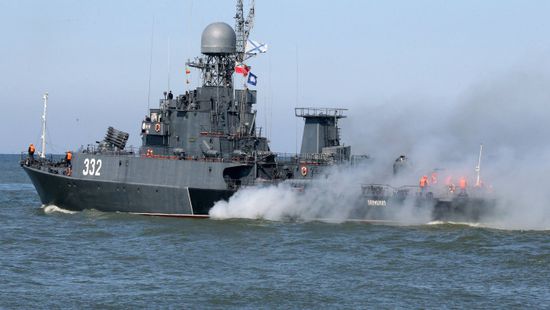 الأسطول الشمالي الروسي يجري تدريبات في سيبيريا الشرقي