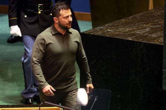 غضب فرنسي واسع من تصرف الرئيس الأوكراني في كندا