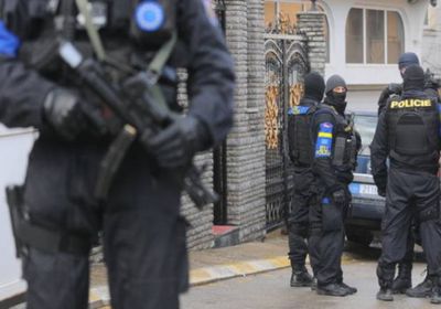 الولايات المتحدة تدين الهجمات العنيفة على شرطة كوسوفو