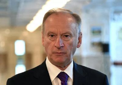 لإجراء مباحثات أمنية.. سكرتير مجلس الأمن الروسي يصل مصر