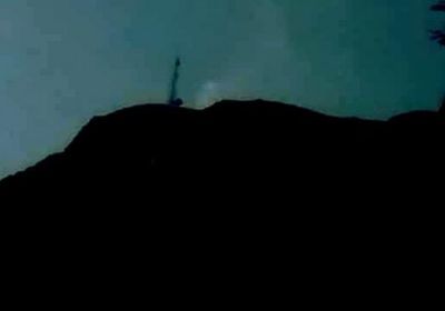 قصف مدفعي متبادل بجبهة ثرة وإخماد مصادر النيران الحوثية