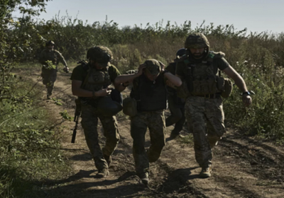 مستشار أوكراني أسبق يتوقع استسلام كييف قريباً