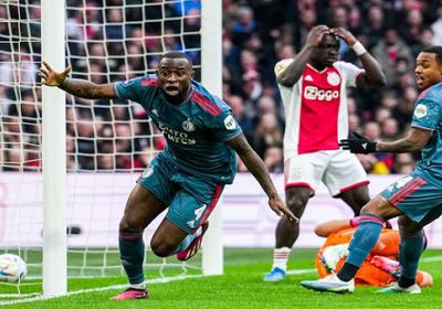 فينوورد يزيد من متاعب أياكس بالفوز عليه