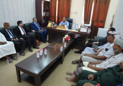 مع قيادة المديرية.. رئاسة "الانتقالي" تبحث المشكلات الخدمية في قشن