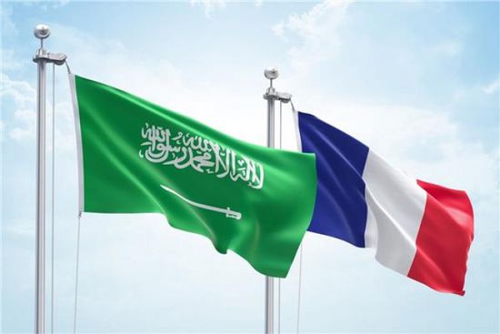 السعودية وفرنسا تستعرضان العلاقات الثنائية