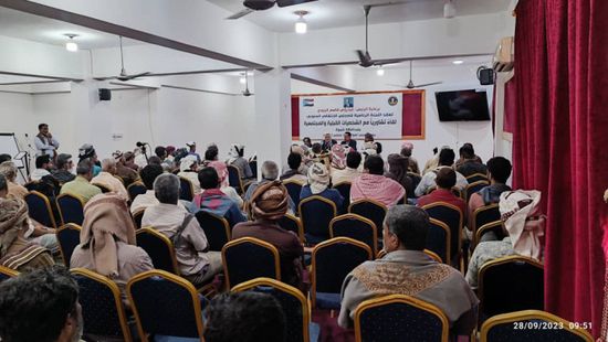 وفد "الانتقالي" يواصل لقاءاته بالشخصيات القبلية في شبوة